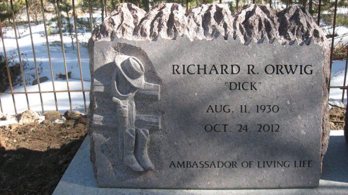 custom engraved headstone for Richard